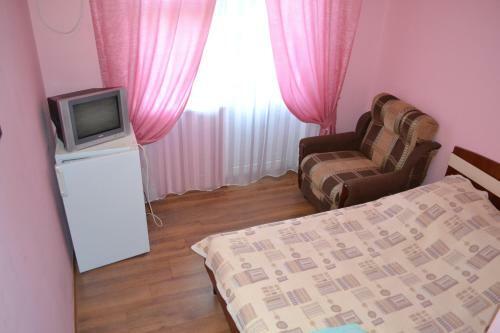 Hostal Guest House Izumrud