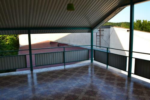 Hostal Guest House Izumrud