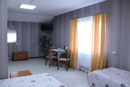 12 Mesyatsev Hotel