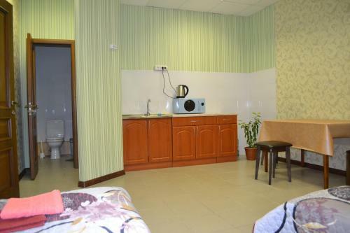 12 Mesyatsev Hotel