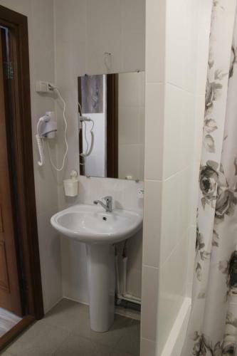 12 Mesyatsev Hotel