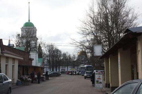 12 Mesyatsev Hotel