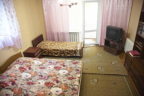Apartaments On Shirokaya 36