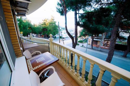 Hostal Yason Guest House