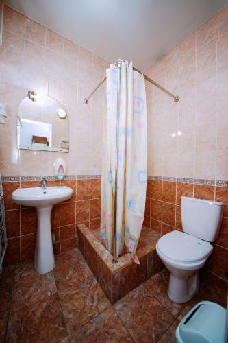 Hostal Yason Guest House