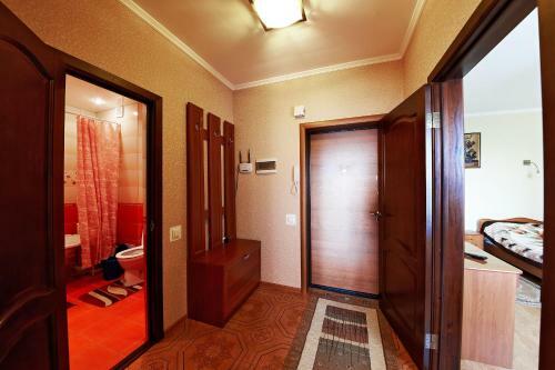 Apartment On Krasnozelyonykh