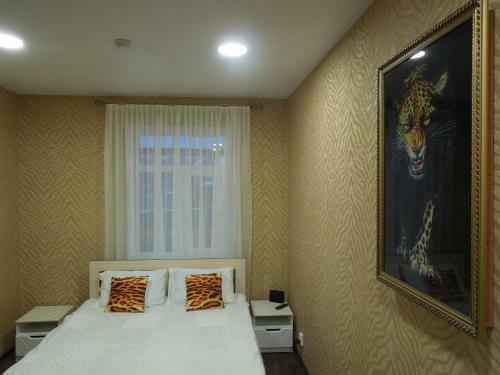Five Stars Hotel