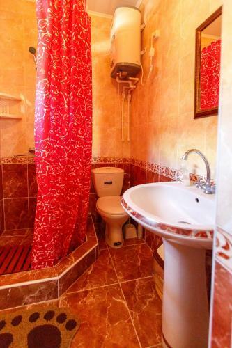 Hostal Guest House Liana