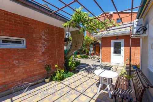 Hostal Guest House Liana