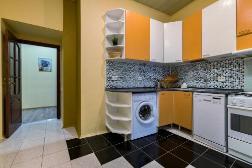 Apartment On Nevsky 18