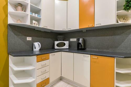 Apartment On Nevsky 18