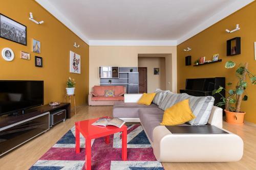 Apartment On Nevsky 18