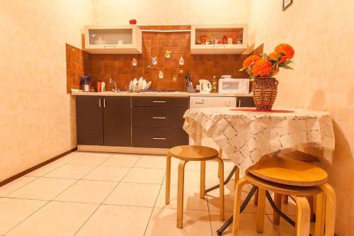 Apartment On Rentgena 15