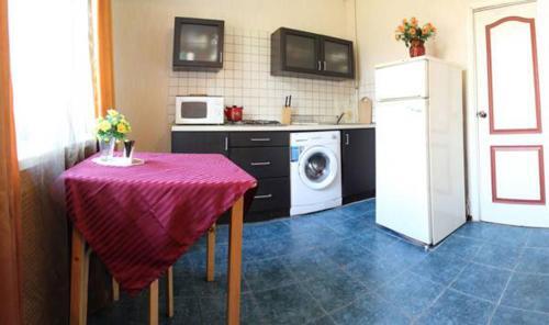 Apartment On Rentgena 15