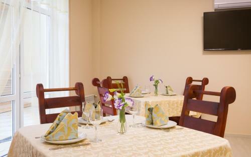 Hostal Sunrise Guest House
