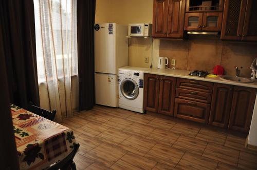 Hostal Gueshouse On Dekabristov 27
