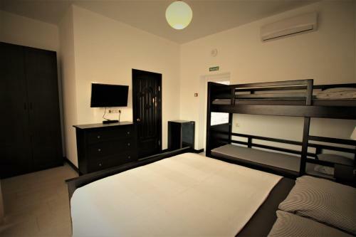 Hostal Guest House Azov Inn