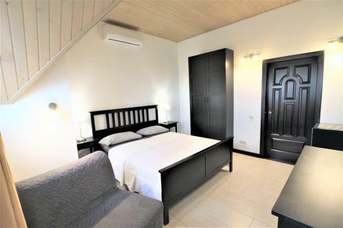 Hostal Guest House Azov Inn