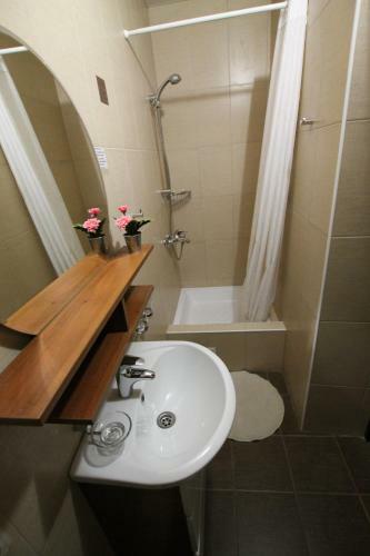 Hostal Guest House Azov Inn