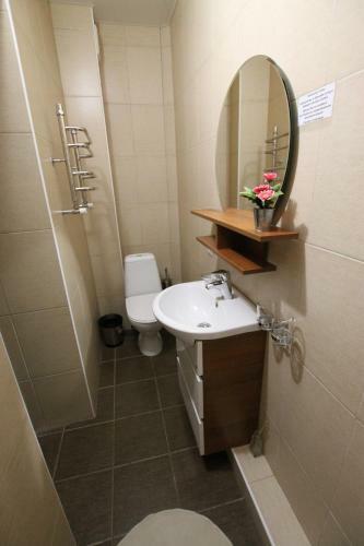 Hostal Guest House Azov Inn