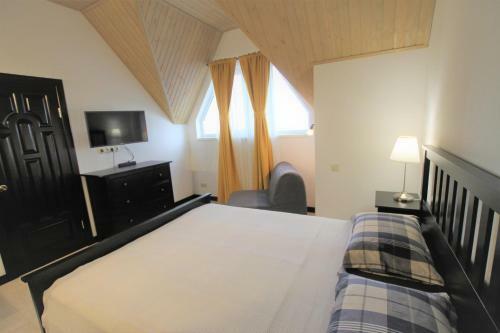 Hostal Guest House Azov Inn