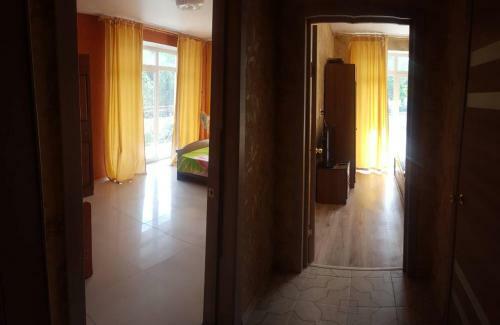 Hostal Hotel Parizhanka
