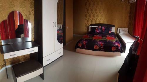 Hostal Hotel Parizhanka