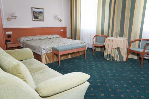 Sanatoriy Altay - West