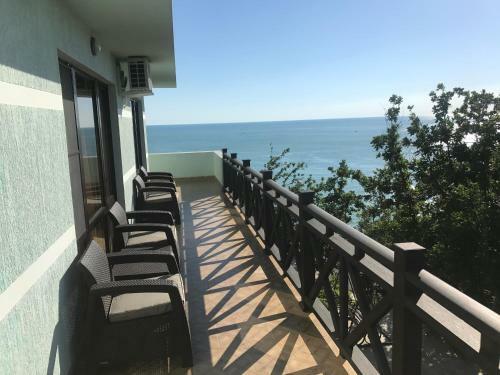 Hostal Guesthouse Serafinna