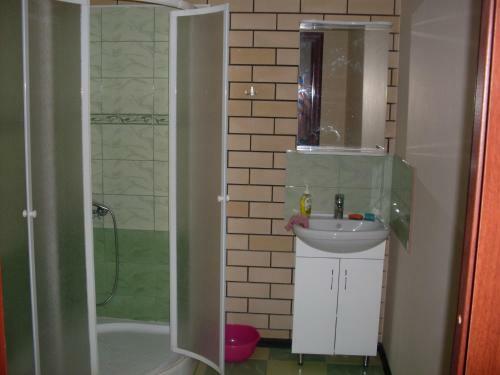 Hostal Karmen 2 Guest House