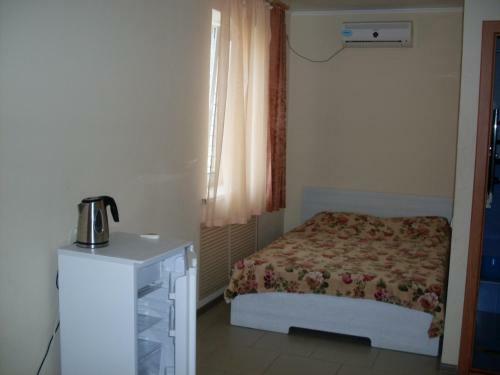 Hostal Karmen 2 Guest House
