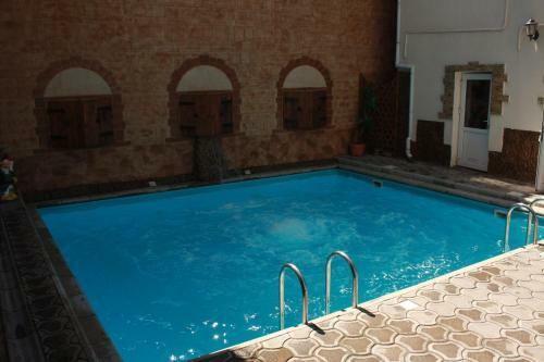 Maksimus Hotel