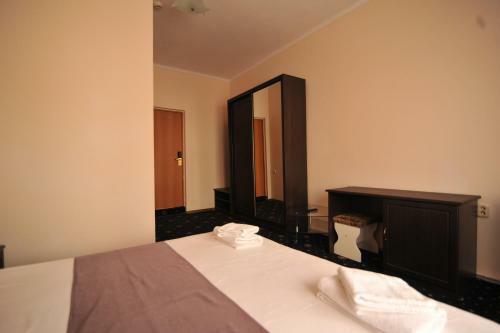 Maksimus Hotel