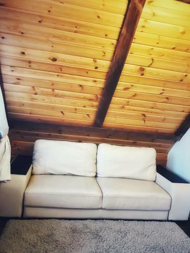Holiday House Karavella