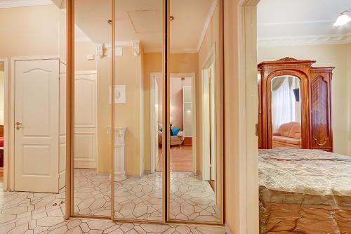 Apartment Vosstaniya 42