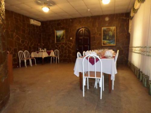 Hostal Karmen Guest House