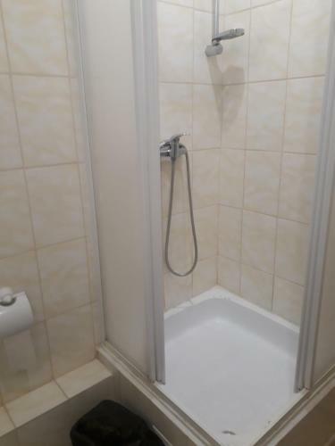 Sharya Hotel