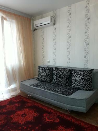 Apartment On Meridiannaya