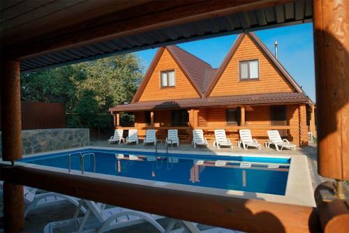 Pokrovskiy Holiday Park