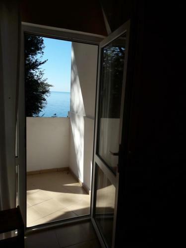 Hostal Guesthouse Alisa