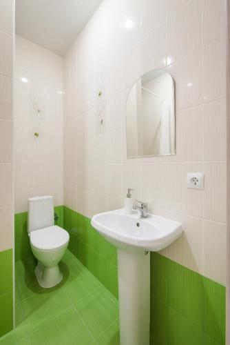 Apartment On Neftyanikov 22