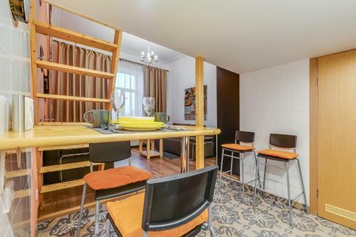 Apartamento Cozy Housing On Nevsky Prospect