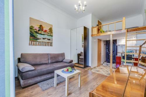 Apartamento Cozy Housing On Nevsky Prospect