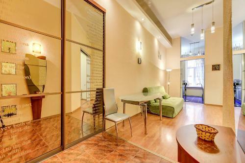 Apartamento Sutkipeterburg Nevsky Prospekt 65