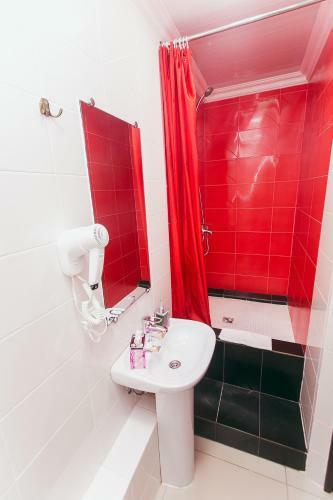 Albergue Hotel Barhat