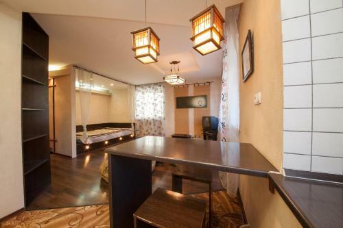 Apartment On Kirova 10