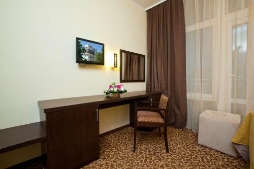 Cruise Hotel
