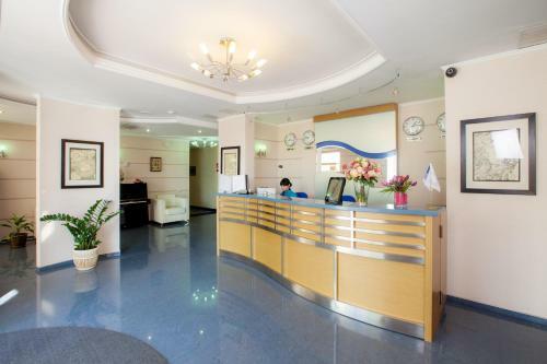 Cruise Hotel