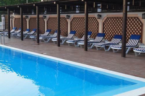 Cruise Hotel
