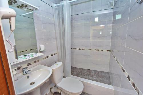 Hostal Casa Blanca Guest House